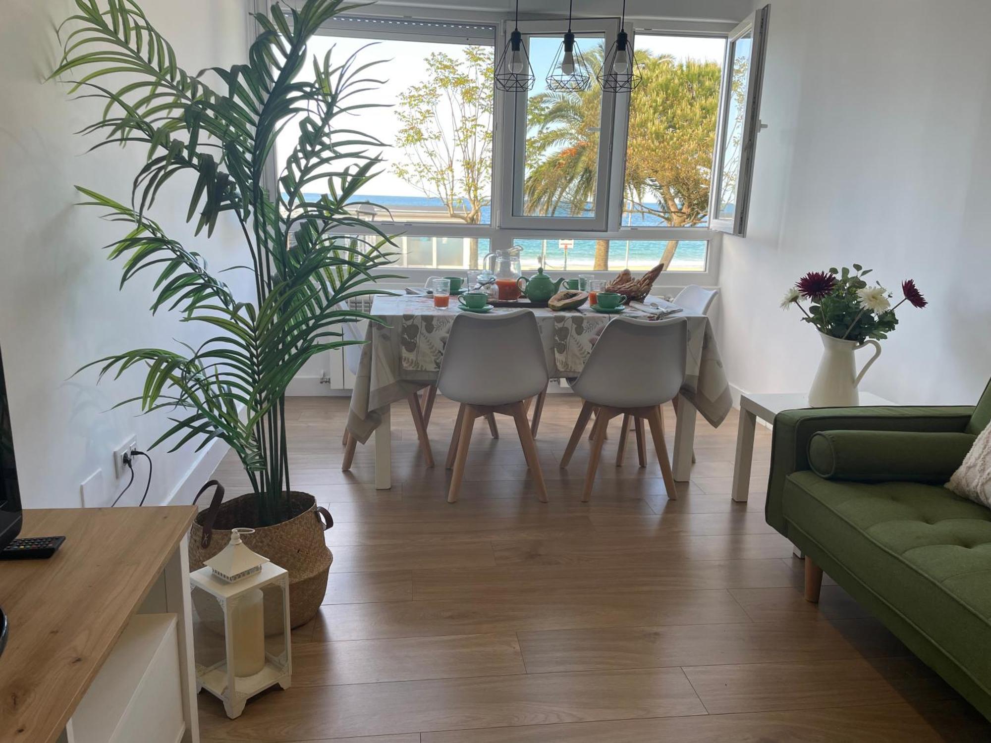 Apartamento Comillas Beach Esterno foto