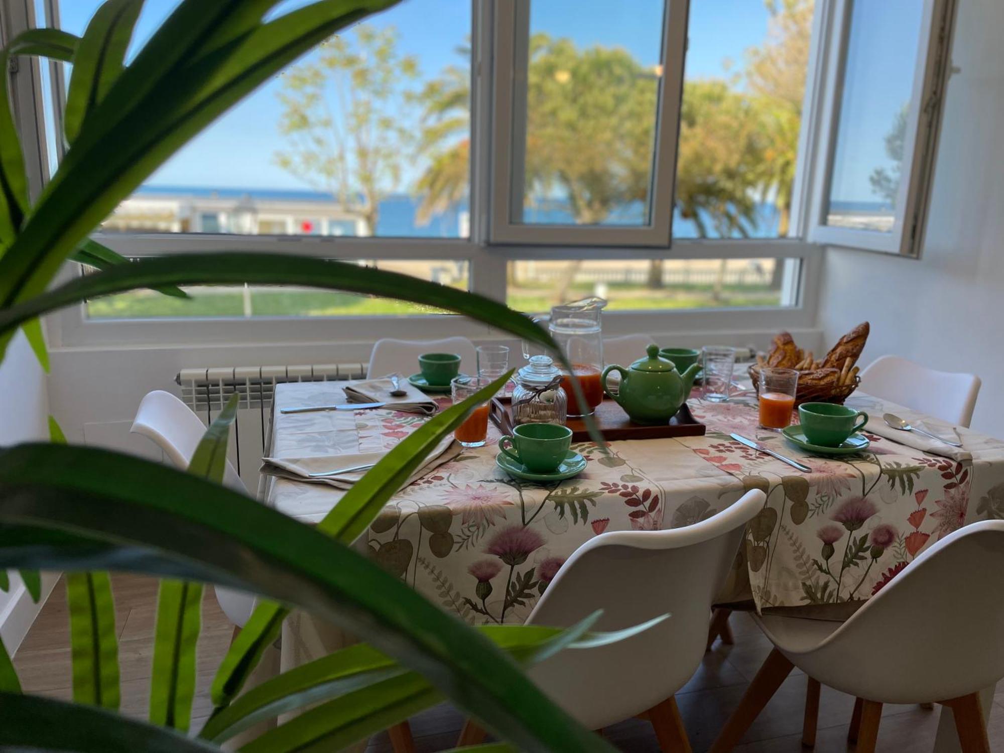Apartamento Comillas Beach Esterno foto